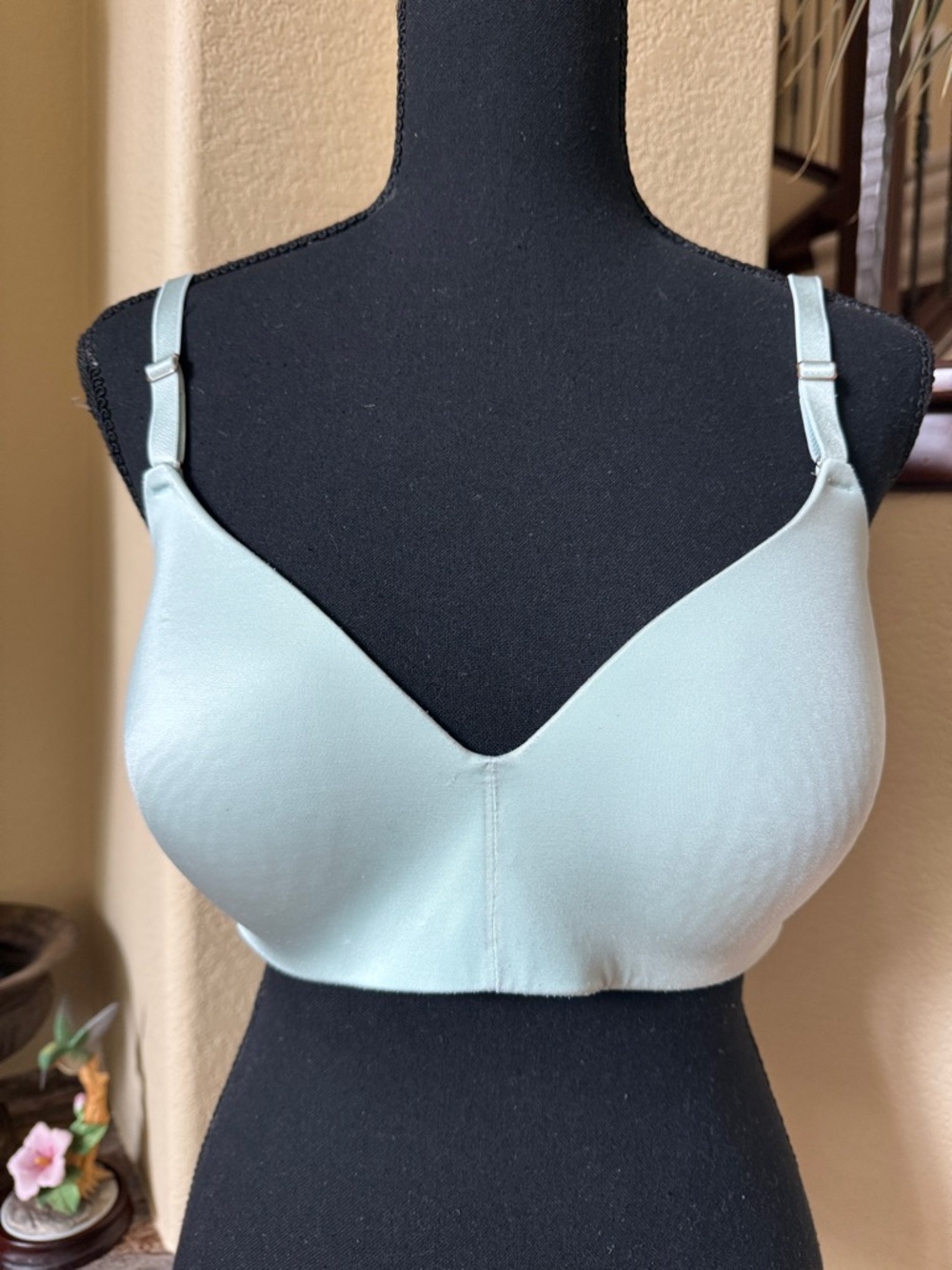 Soma Wireless Vanishing Back Bra